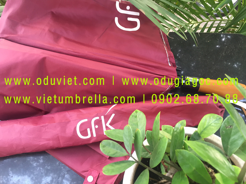 xưởng sản xuất ô dù cầm tay in logo quảng cáo